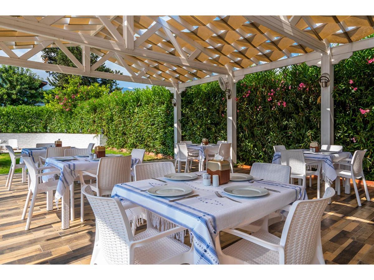 Queen Aphrodite Hotel Karpasa Exterior photo